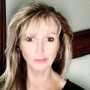 Meet your Posher, Cheryl